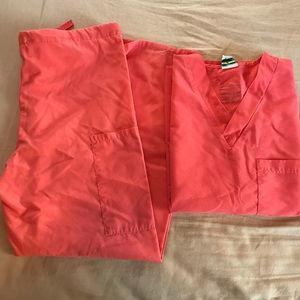 Uniform Advantage scrubs